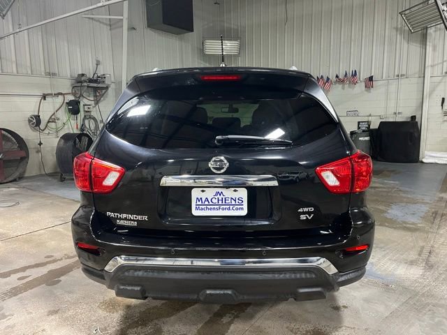 Used 2018 Nissan Pathfinder SV image 5