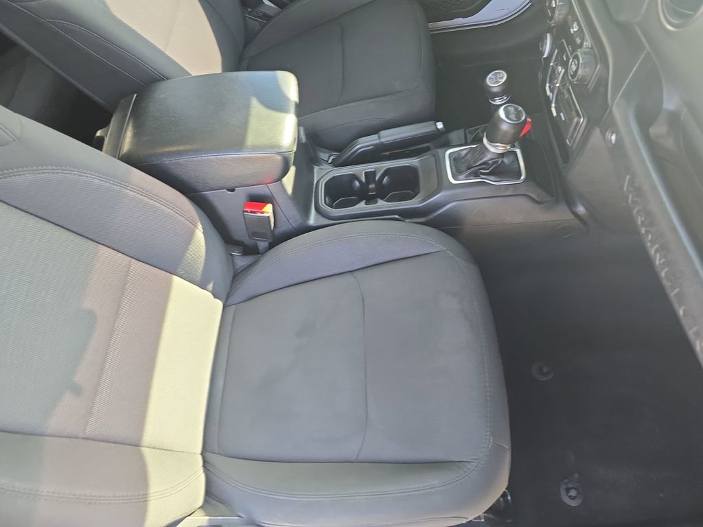 Used 2023 Jeep Wrangler Sport S image 10