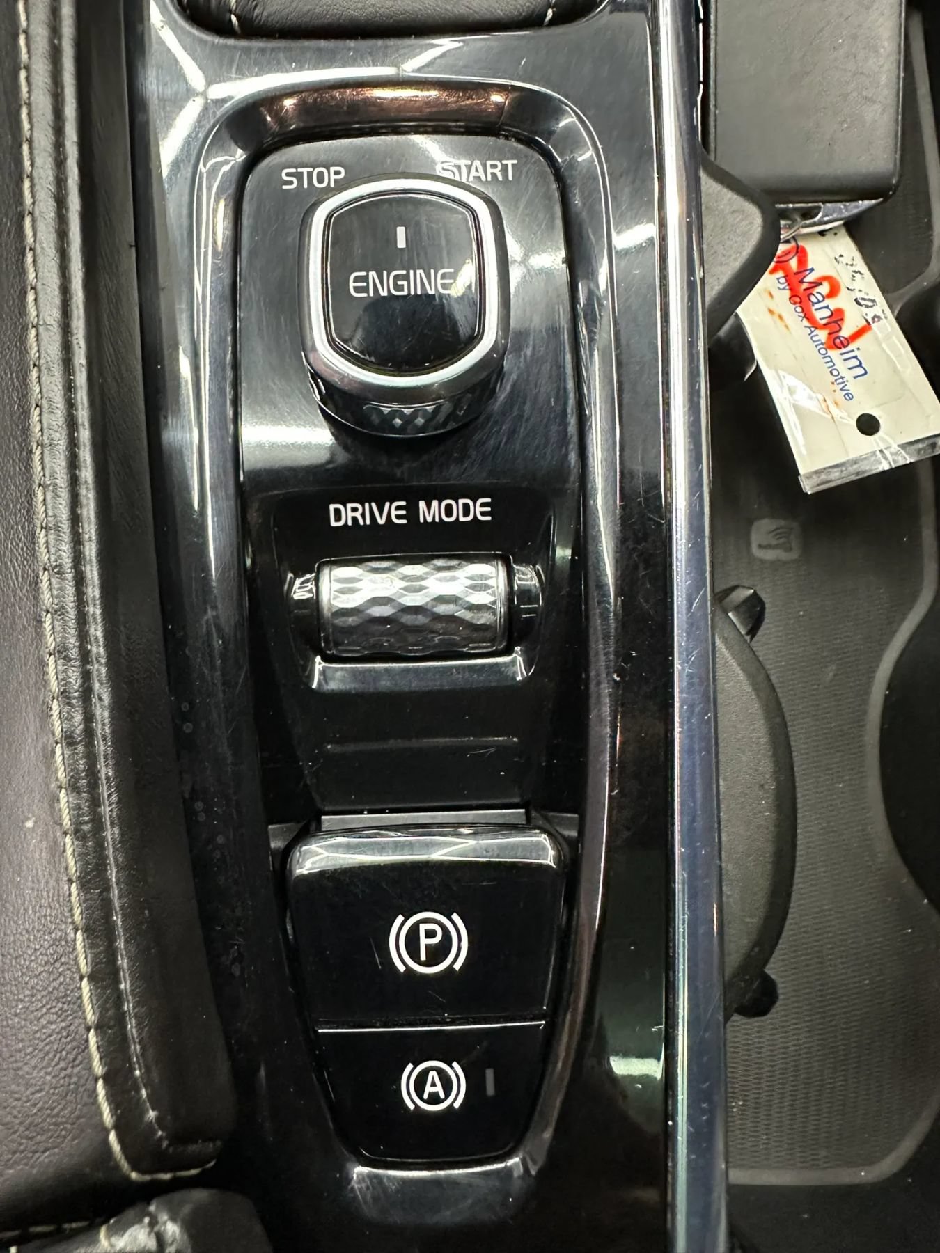 Used 2016 Volvo XC90 T5 R-Design FWD image 21