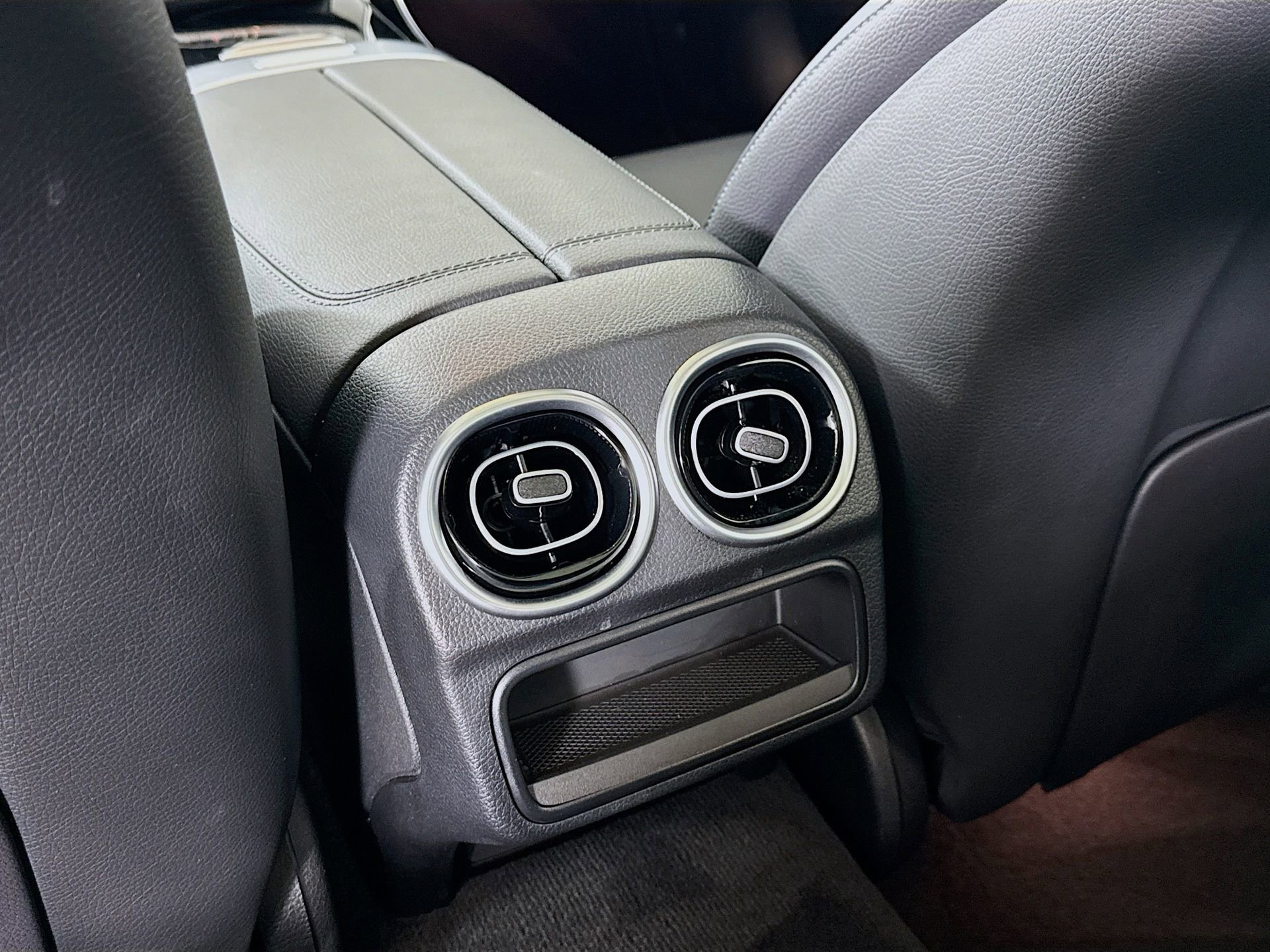 Certified 2025 Mercedes-Benz C 300 Sedan image 28