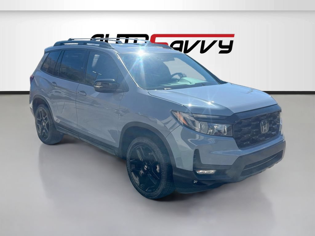 Used 2025 Honda Passport Black Edition image 1