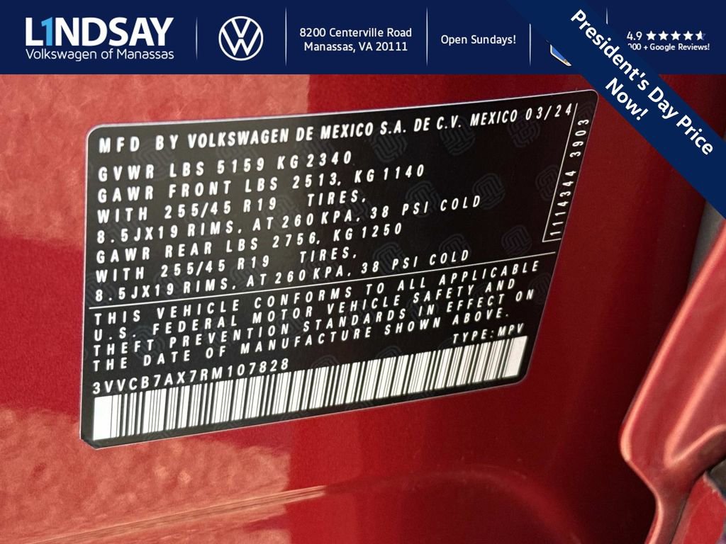 Used 2024 Volkswagen Tiguan SE R-Line image 25