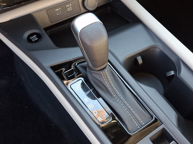 New 2026 Nissan Sentra SL w/ Floor Mat Package FWD image 6