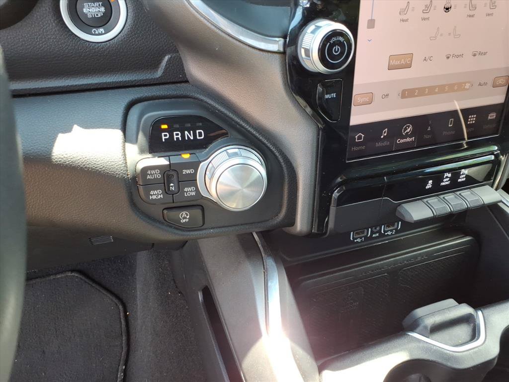 Used 2025 RAM 1500 Laramie AWD/4WD image 35