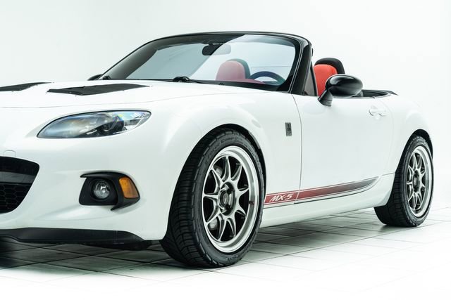 Used 2015 MAZDA MX-5 Miata Club RWD image 9