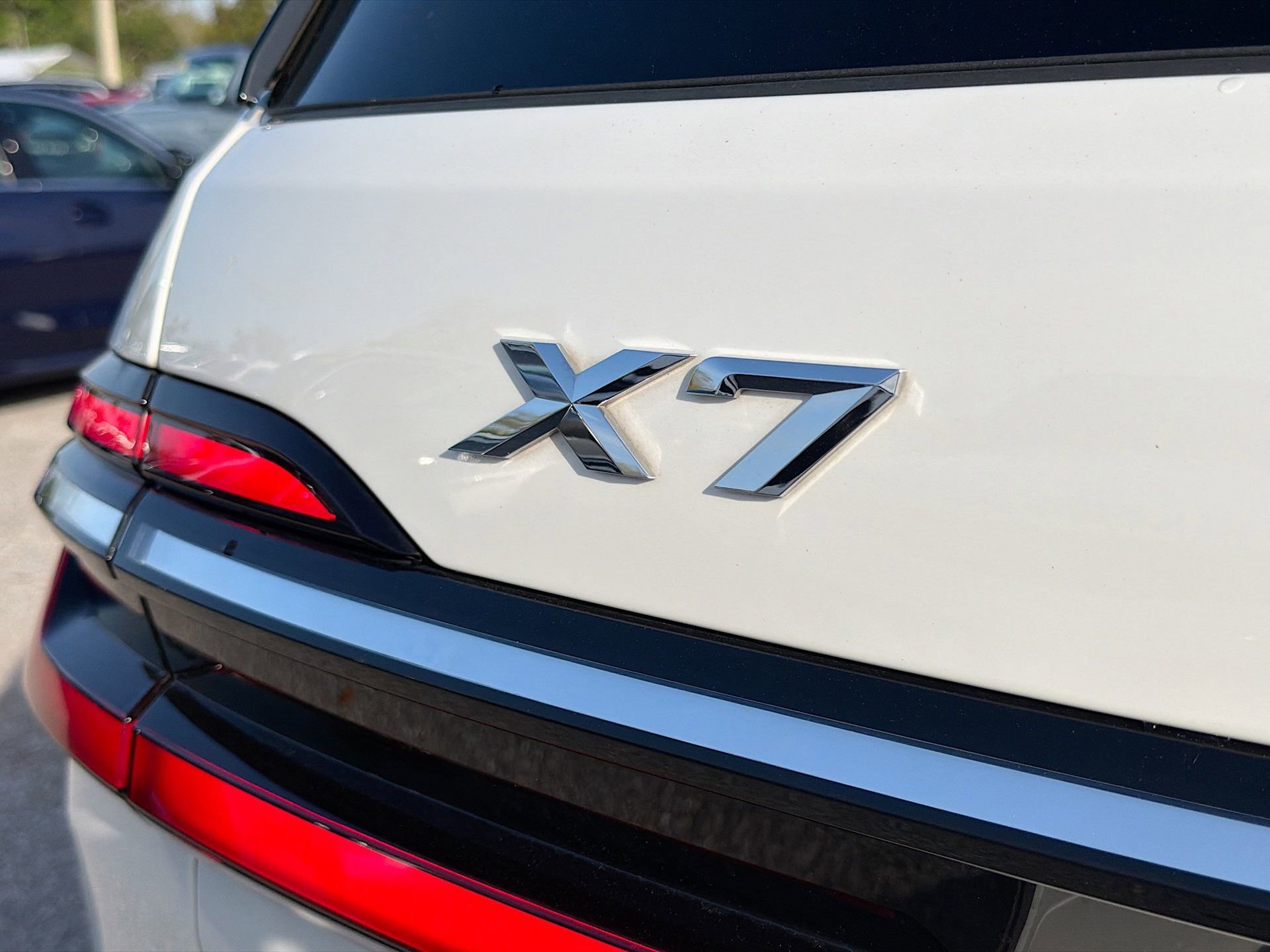 Used 2023 BMW X7 xDrive40i w/ Executive Package image 12