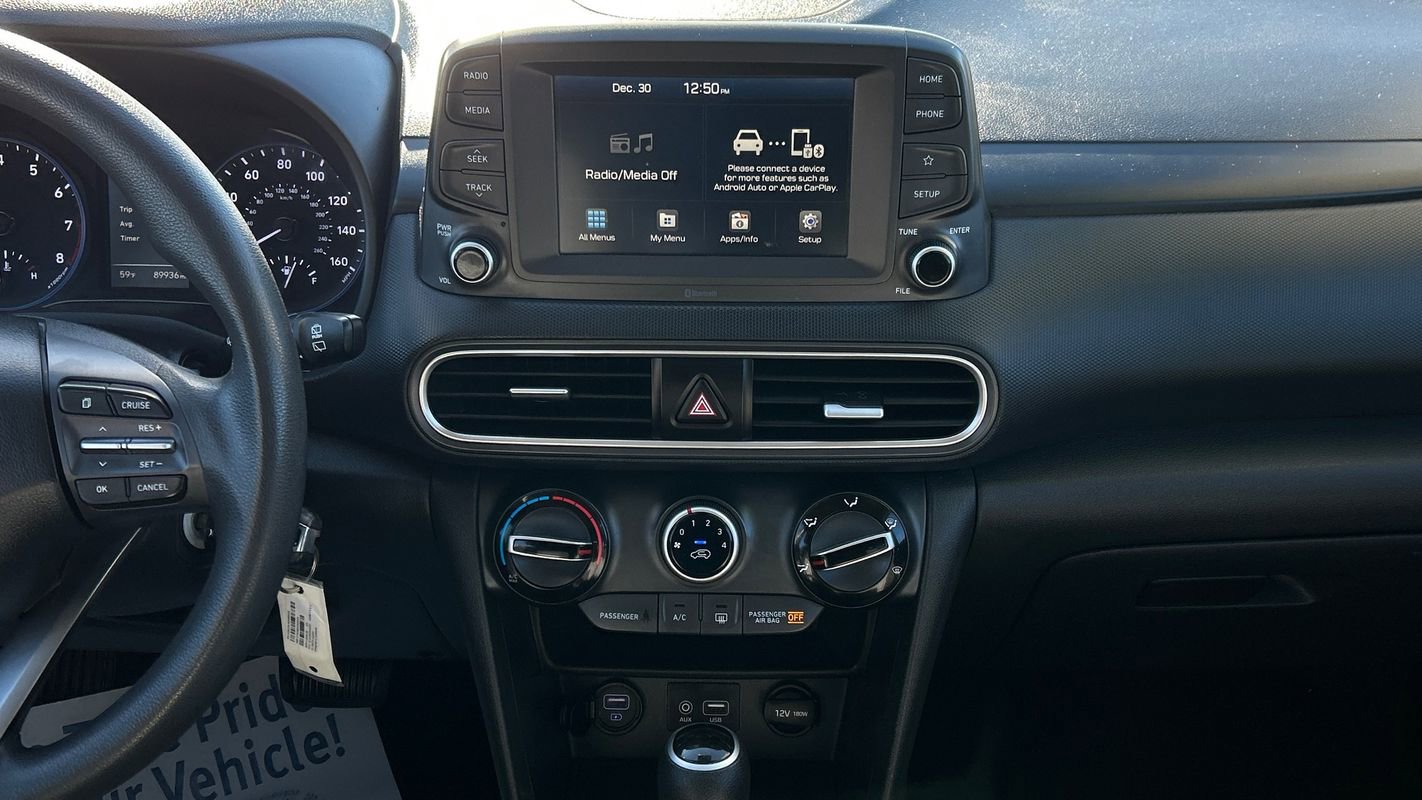 Used 2021 Hyundai Kona SE image 18