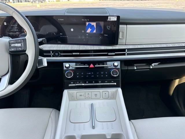 New 2025 Hyundai Santa Fe Calligraphy image 14