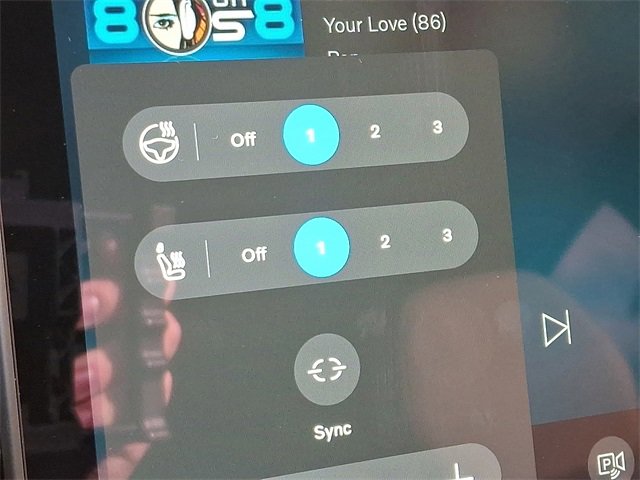 Used 2025 Volvo XC90 B6 Plus image 24