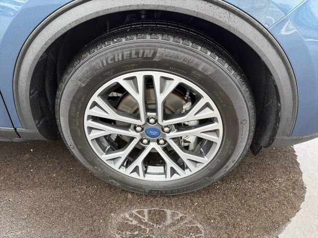 Used 2020 Ford Escape SEL image 4