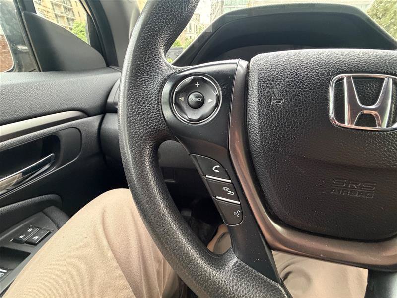 Used 2018 Honda Pilot LX image 40