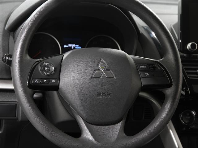 Used 2022 Mitsubishi Eclipse Cross LE image 7