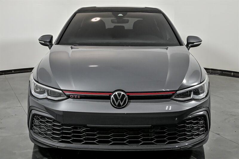 Used 2022 Volkswagen GTI SE FWD image 4