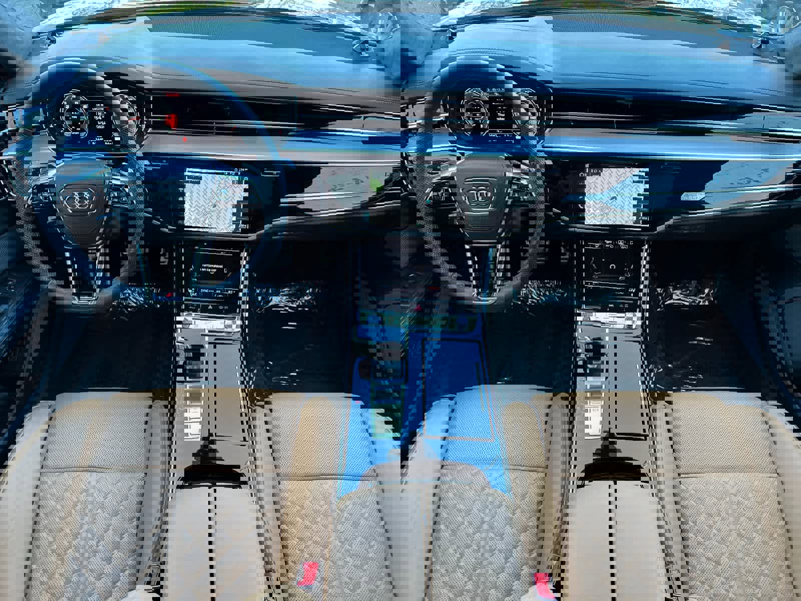 Used 2024 Audi S8 image 3