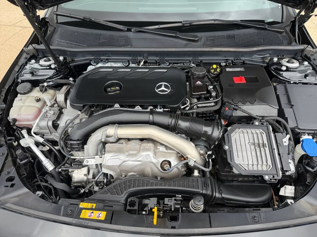 Used 2025 Mercedes-Benz CLA 250 image 24