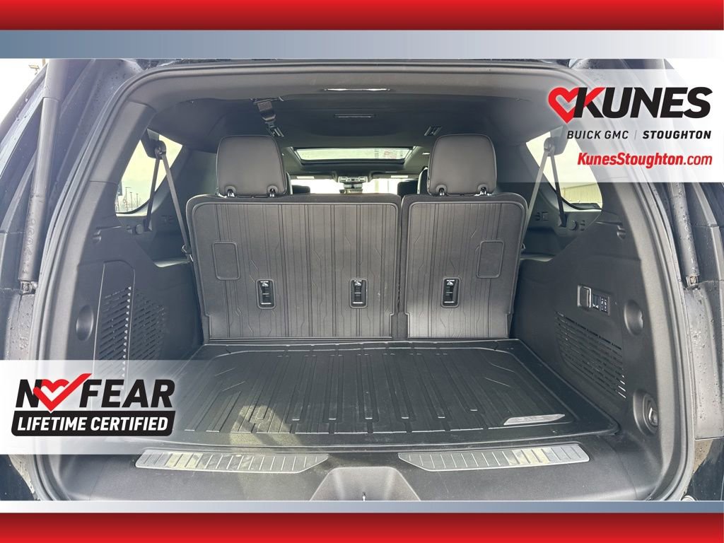 Used 2025 GMC Yukon XL Denali Ultimate w/ LPO, Floor Liner Package image 45