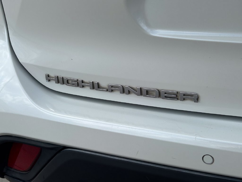 Used 2021 Toyota Highlander Limited AWD/4WD image 13