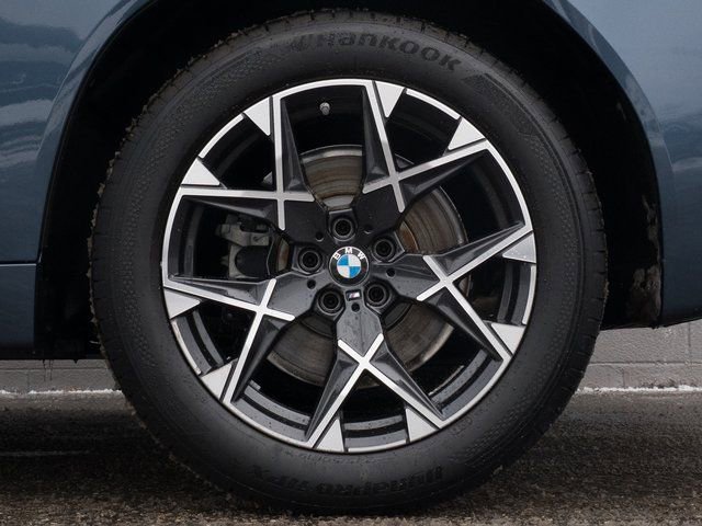 Used 2025 BMW X3 xDrive30i w/ M Sport Package image 13