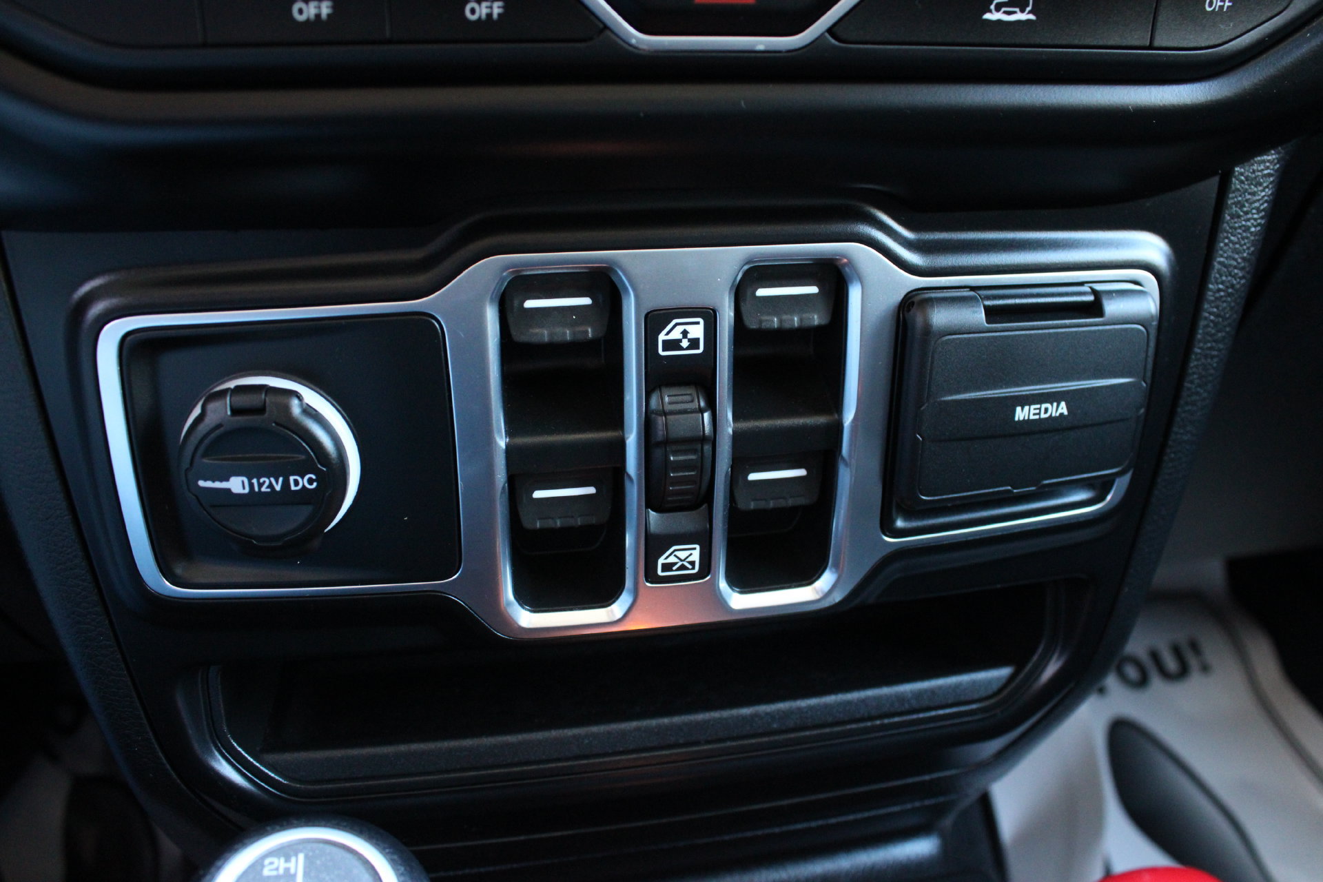 Used 2021 Jeep Wrangler Unlimited Sport AWD/4WD image 34