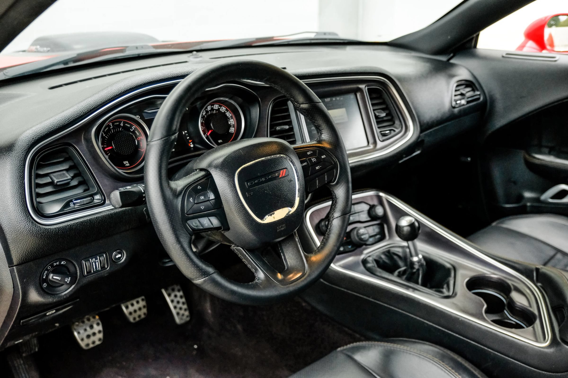 Used 2016 Dodge Challenger R/T Scat Pack RWD image 22