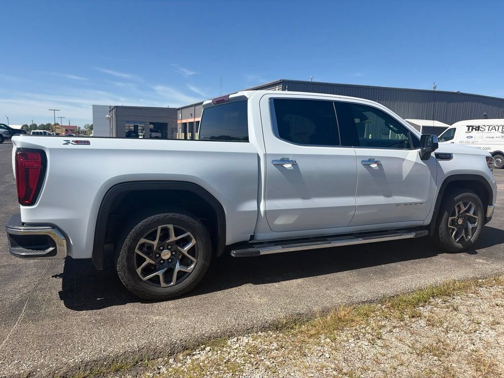 Used 2026 GMC Sierra 1500 SLT w/ SLT Premium Package AWD/4WD image 4
