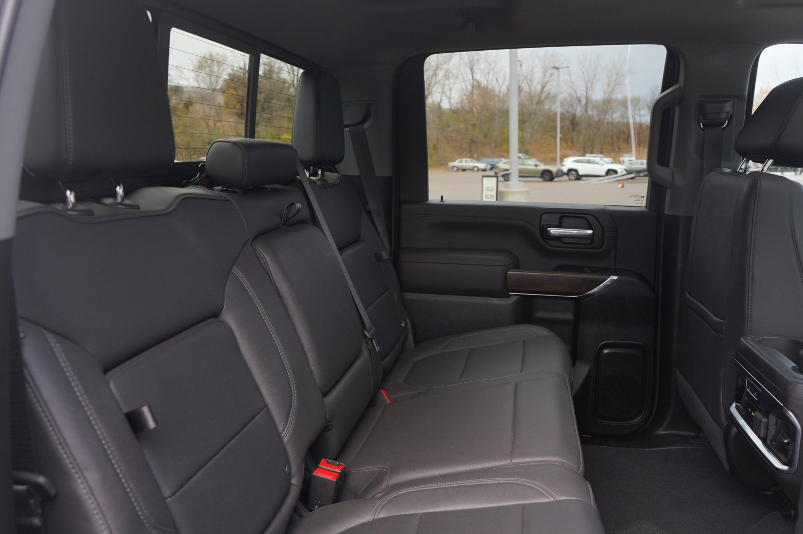 Used 2023 GMC Sierra 3500 SLT w/ SLT Premium Package image 13