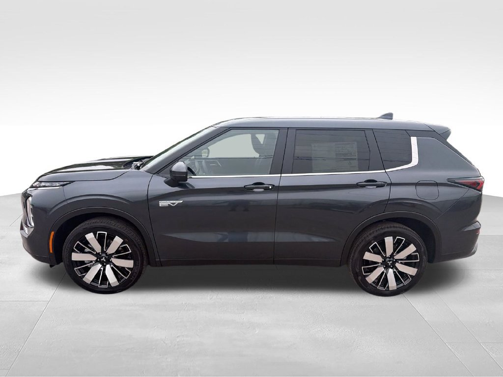 New 2026 Mitsubishi Outlander SE AWD/4WD image 2