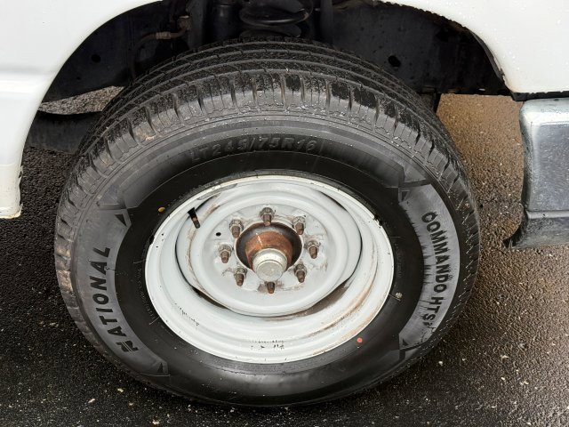 Used 2019 Ford E-350 and Econoline 350 Super Duty w/ Power Windows & Locks Group RWD image 10