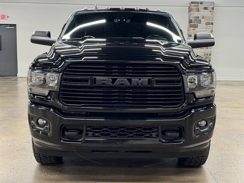 Used 2019 RAM 2500 Big Horn w/ Black Appearance Package AWD/4WD image 2