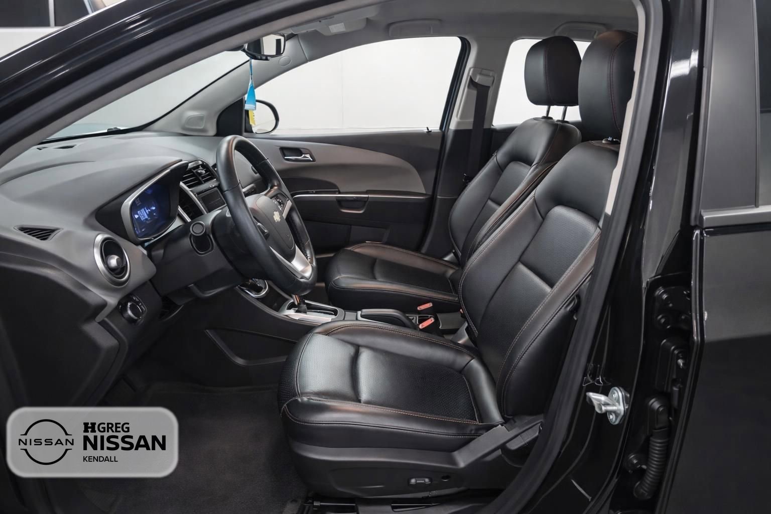 Used 2020 Chevrolet Sonic Premier FWD image 7