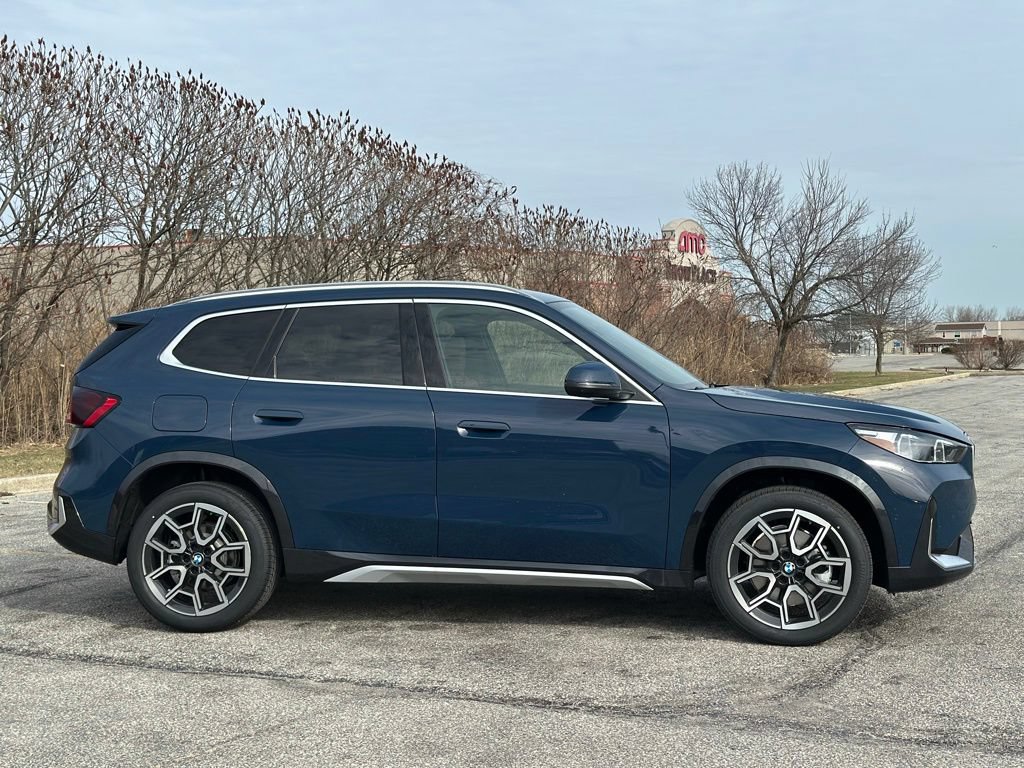 New 2026 BMW X1 xDrive28i w/ Technology Package AWD/4WD image 8