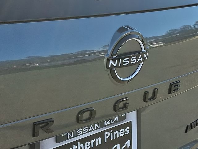 New 2026 Nissan Rogue SV AWD/4WD image 22