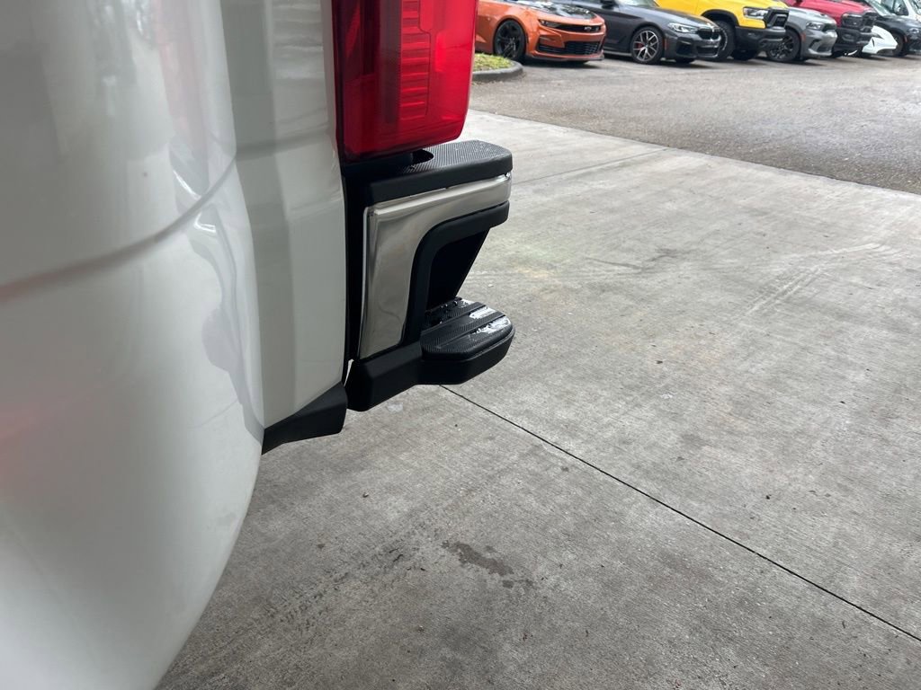 Used 2024 Ford F350 XLT w/ FX4 Off-Road Package AWD/4WD image 20