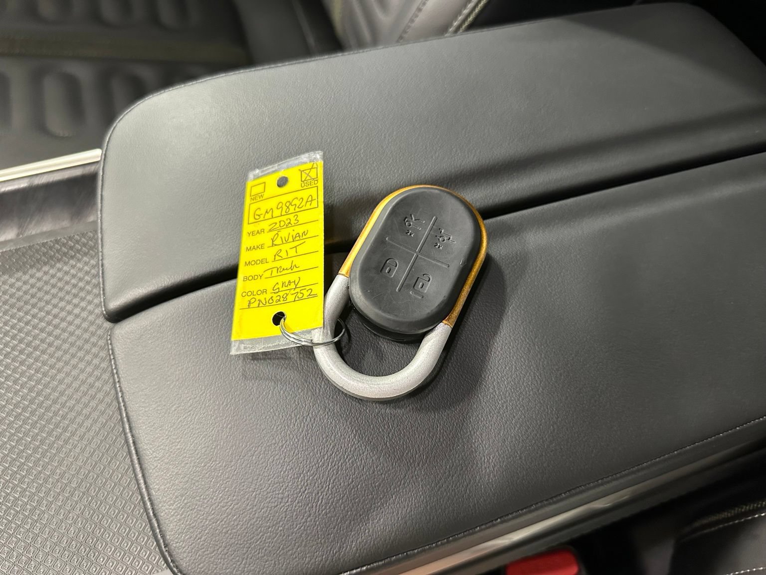 Used 2023 Rivian R1T Adventure AWD/4WD image 36