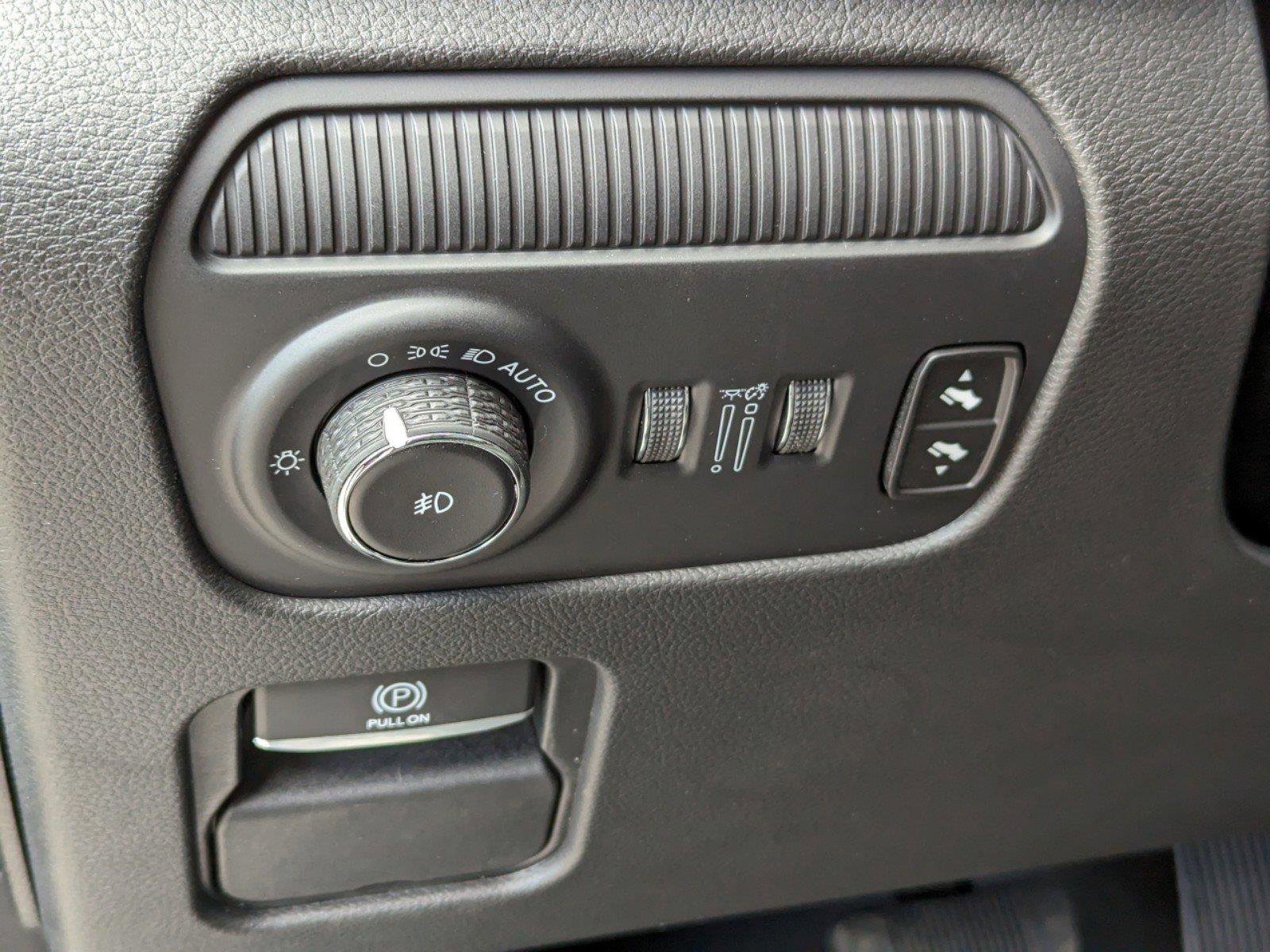 New 2024 Jeep Grand Wagoneer Series I w/ Convenience Group III image 21