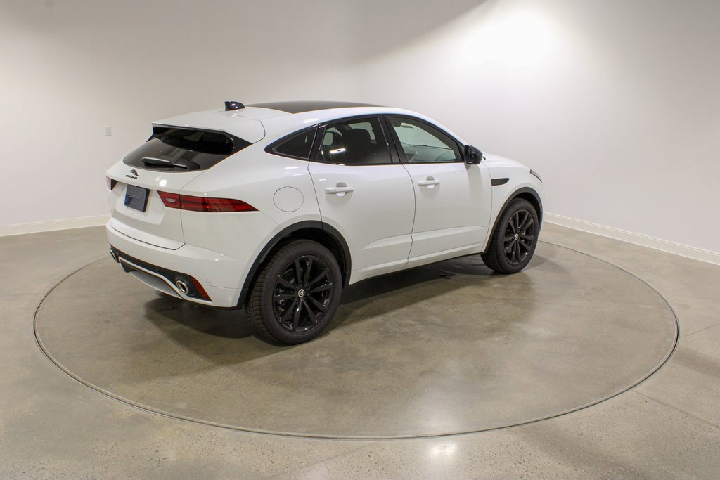 New 2024 Jaguar E-PACE R-Dynamic SE image 5