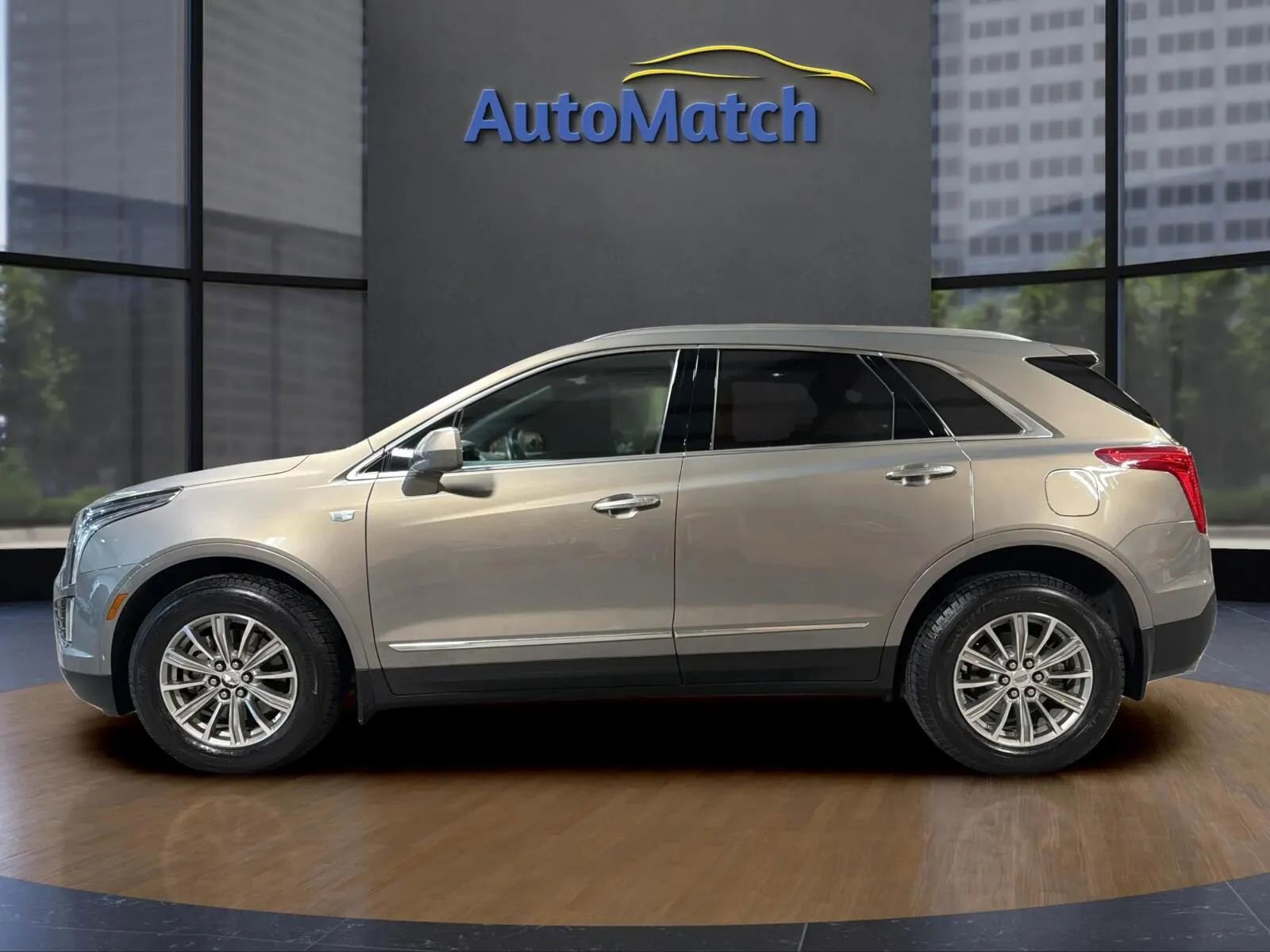 Used 2019 Cadillac XT5 Luxury AWD/4WD image 6