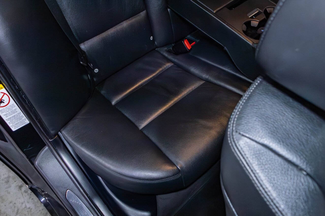 Used 2006 BMW M5 RWD image 38