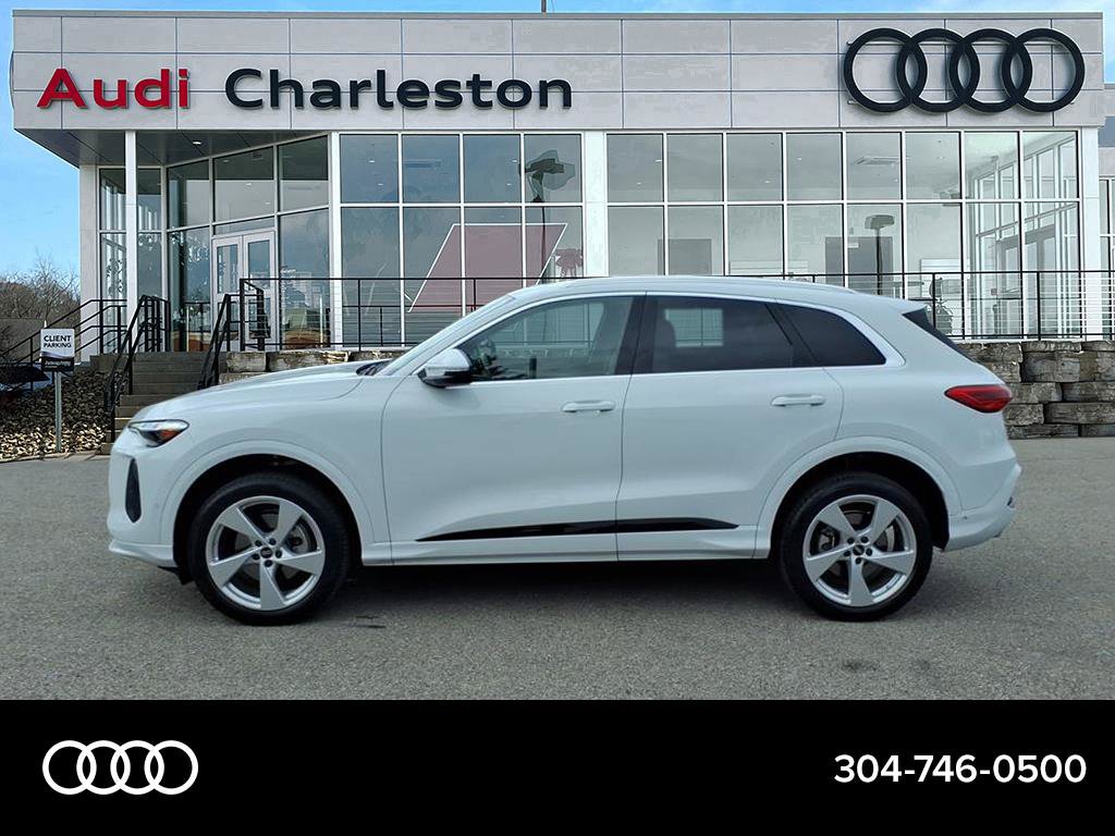 Used 2025 Audi Q5 Premium Plus w/ Premium Plus AWD/4WD image 6