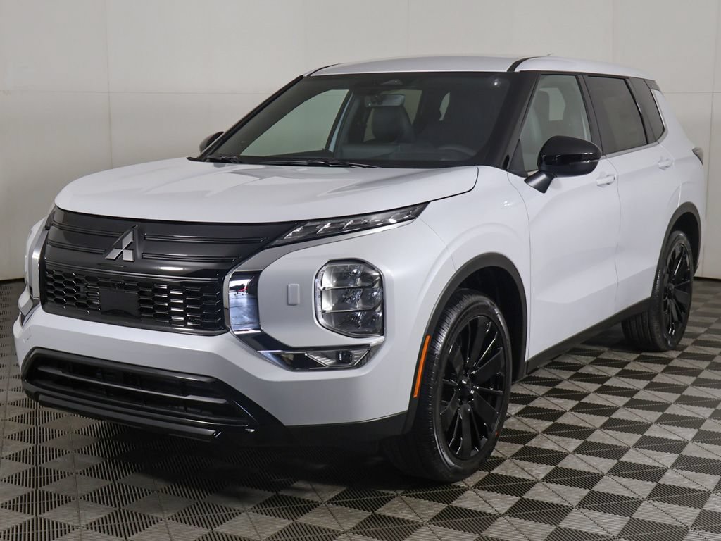 New 2026 Mitsubishi Outlander LE AWD/4WD image 10