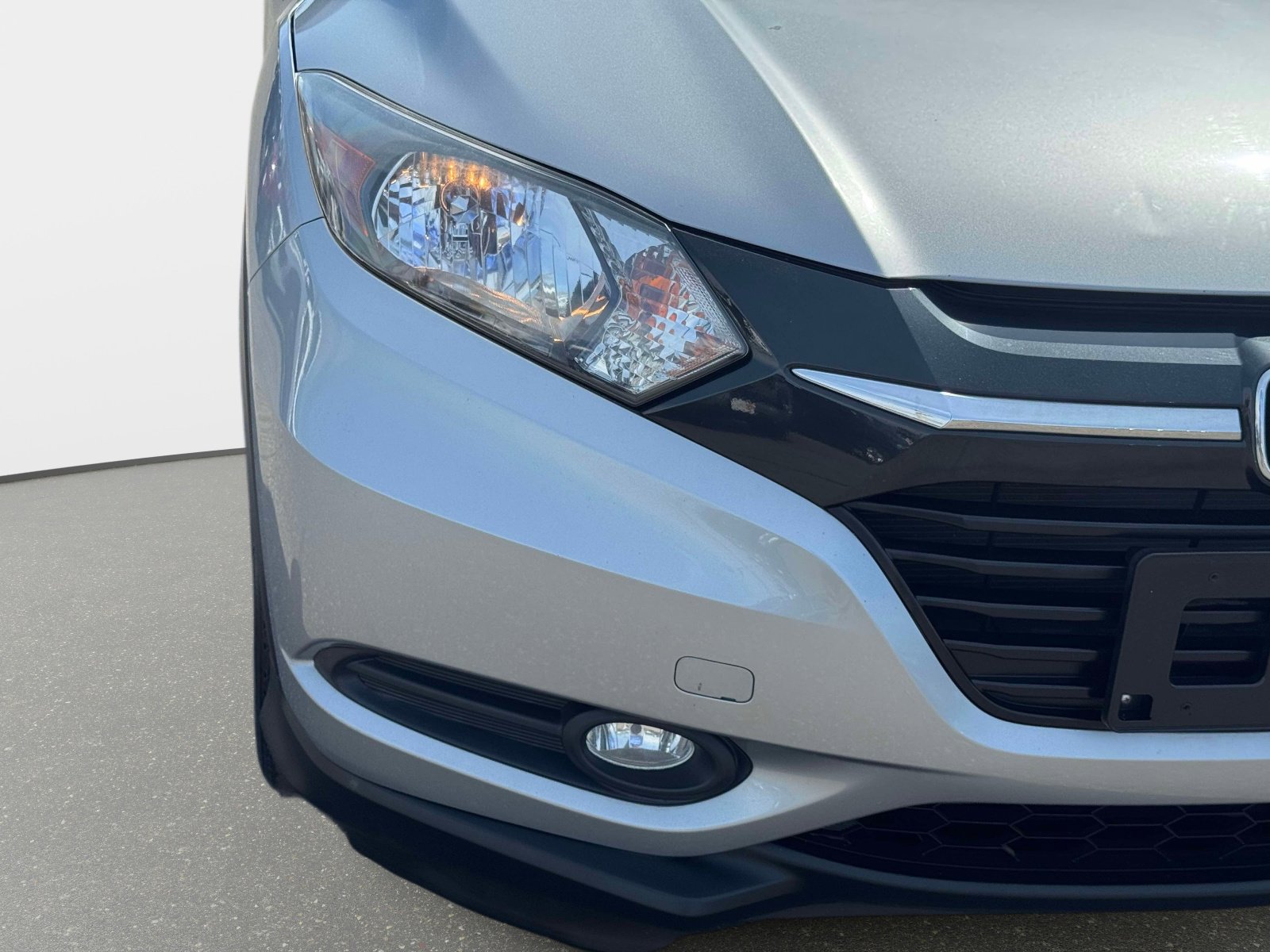 Used 2018 Honda HR-V EX image 7