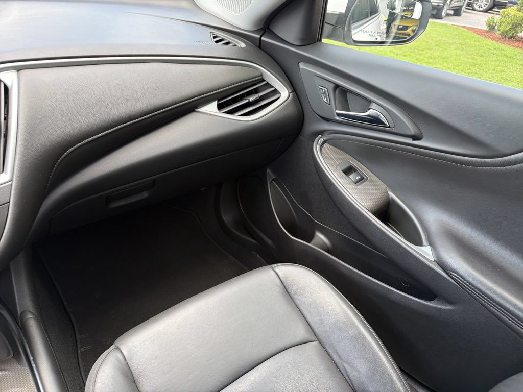 Certified 2022 Chevrolet Malibu LT w/ Leather Package FWD image 19