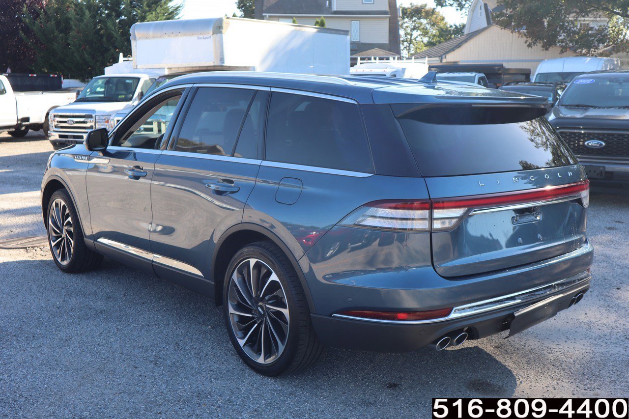 Used 2020 Lincoln Aviator Reserve w/ Equipment Group 202A image 8
