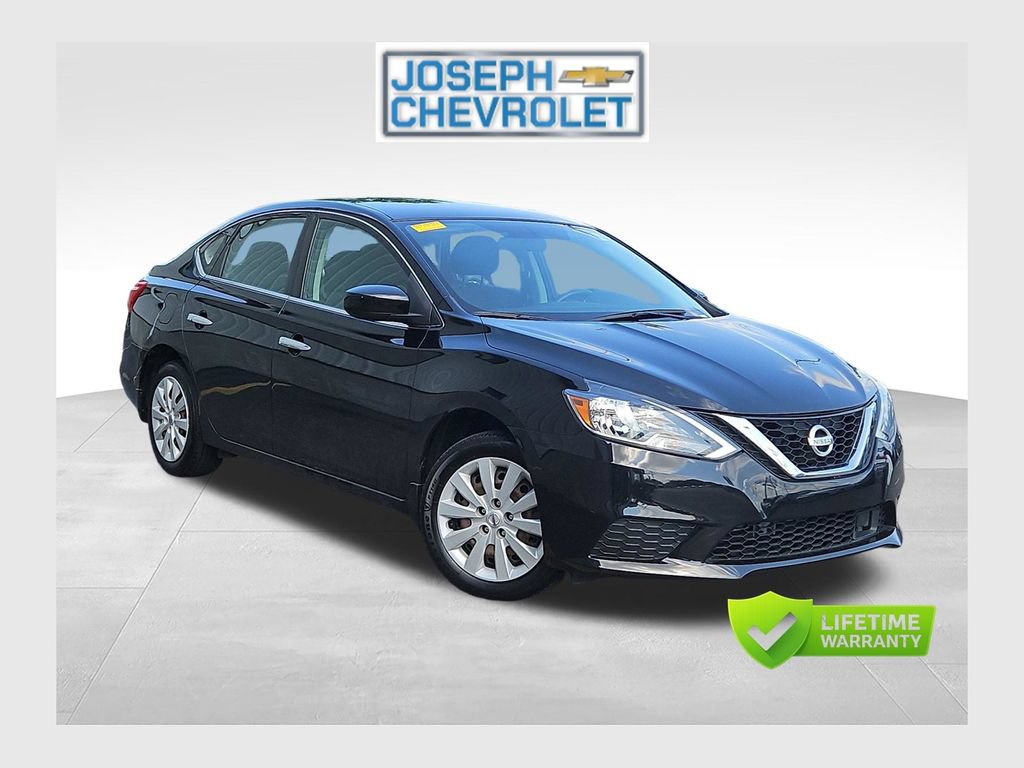 Used 2019 Nissan Sentra S FWD image 1