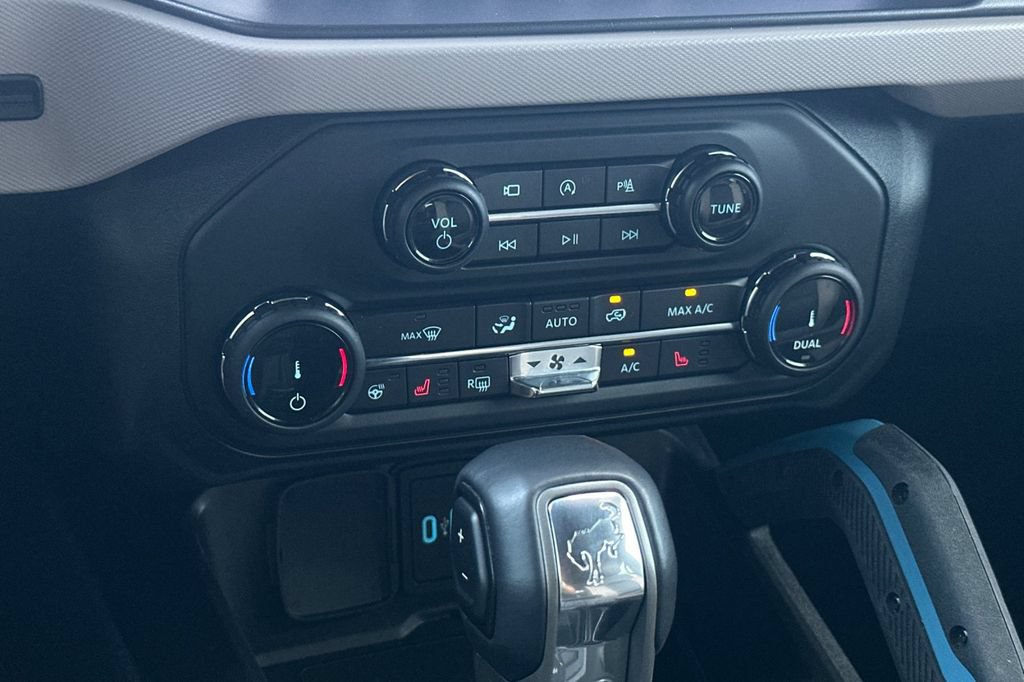 Used 2022 Ford Bronco Wildtrak AWD/4WD image 23