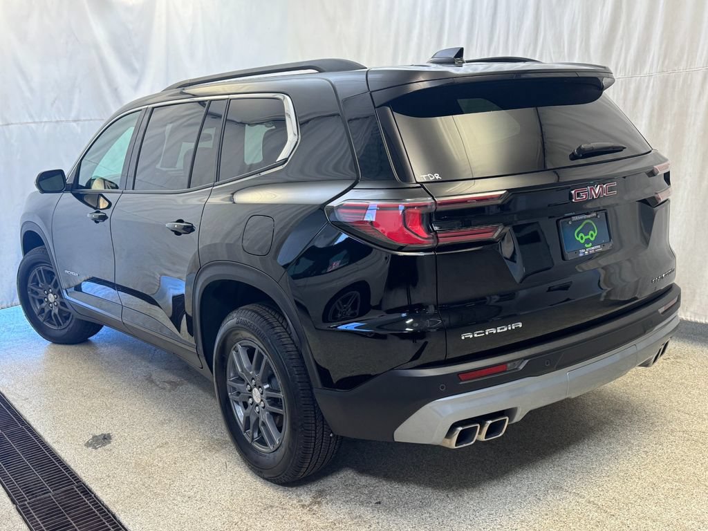 Used 2025 GMC Acadia Elevation FWD image 7