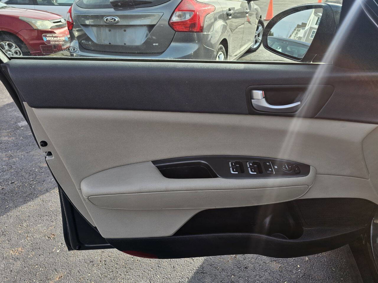 Used 2016 Kia Optima LX image 11