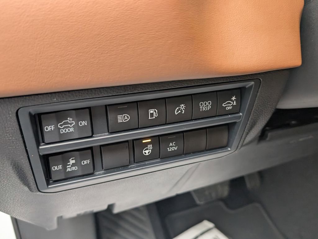 Used 2025 Toyota Tundra 1794 Edition image 17