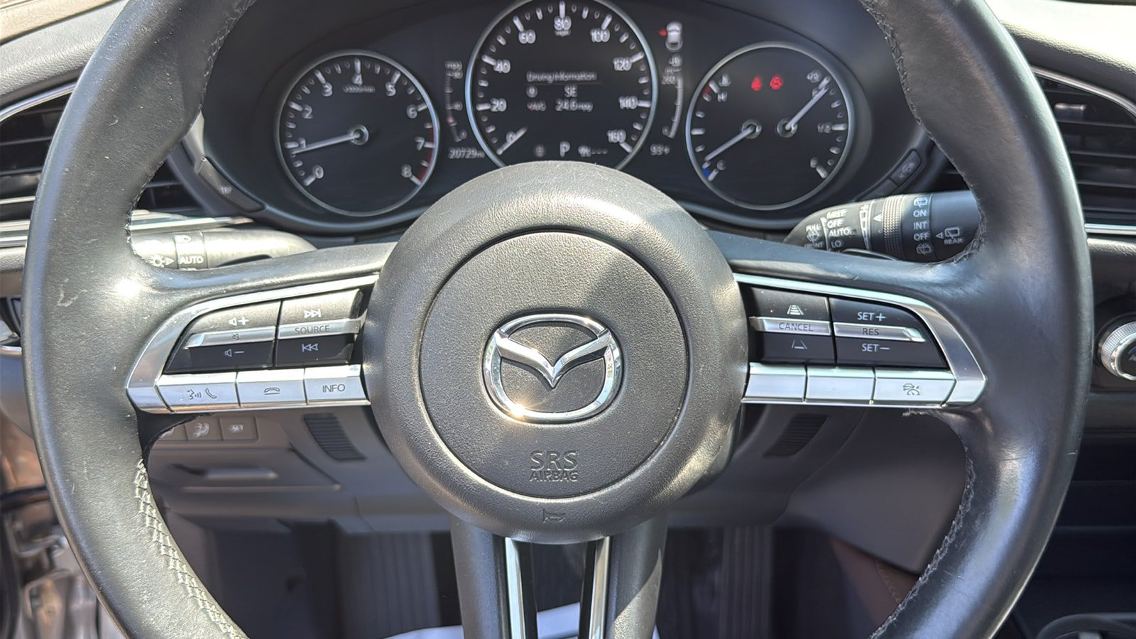 Used 2023 MAZDA CX-30 AWD 2.5 S w/ Premium Package image 11