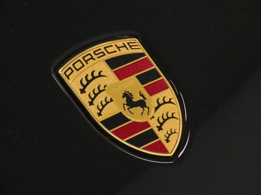 Certified 2026 Porsche Macan AWD/4WD image 13
